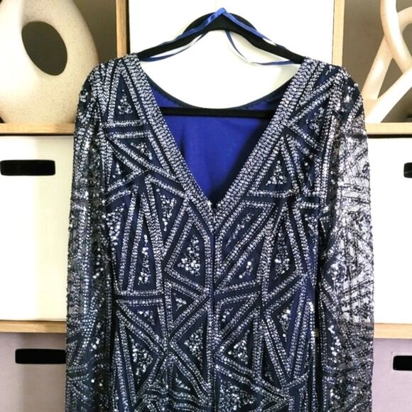 Aidan Mattox Elegant Formal Navy Sequin Dress Size 6 - Picture 10 of 15